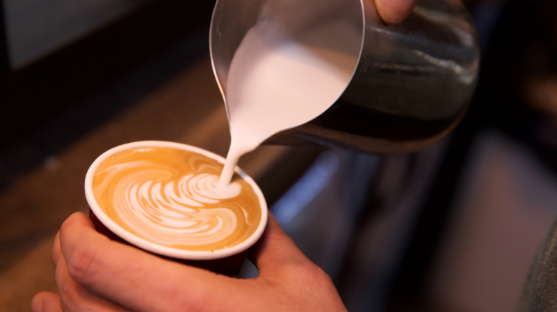 Cafe Operations & Customer Service: How to Deliver Outstanding Experience